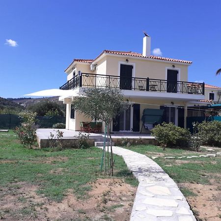 Villa Virginia Ликсури Екстериор снимка