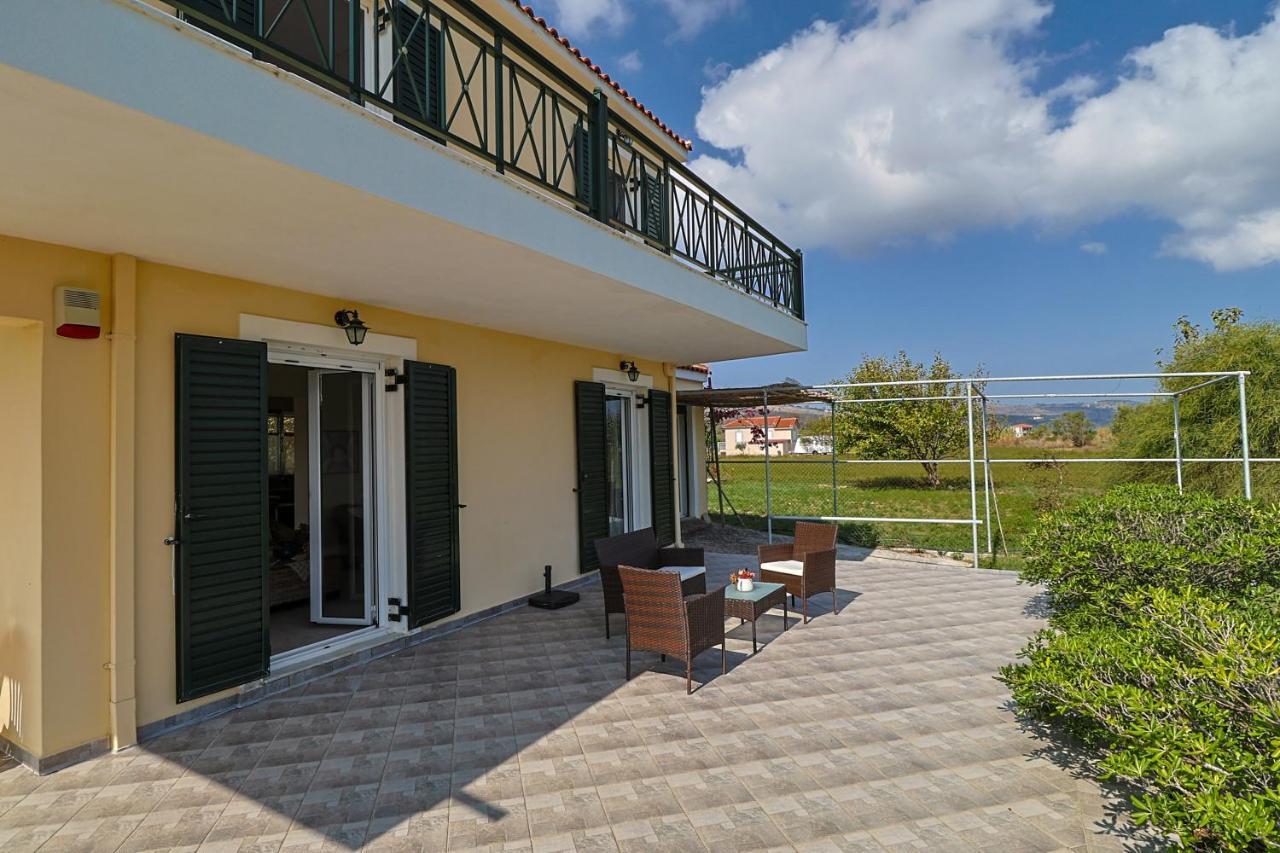 Villa Virginia Ликсури Екстериор снимка