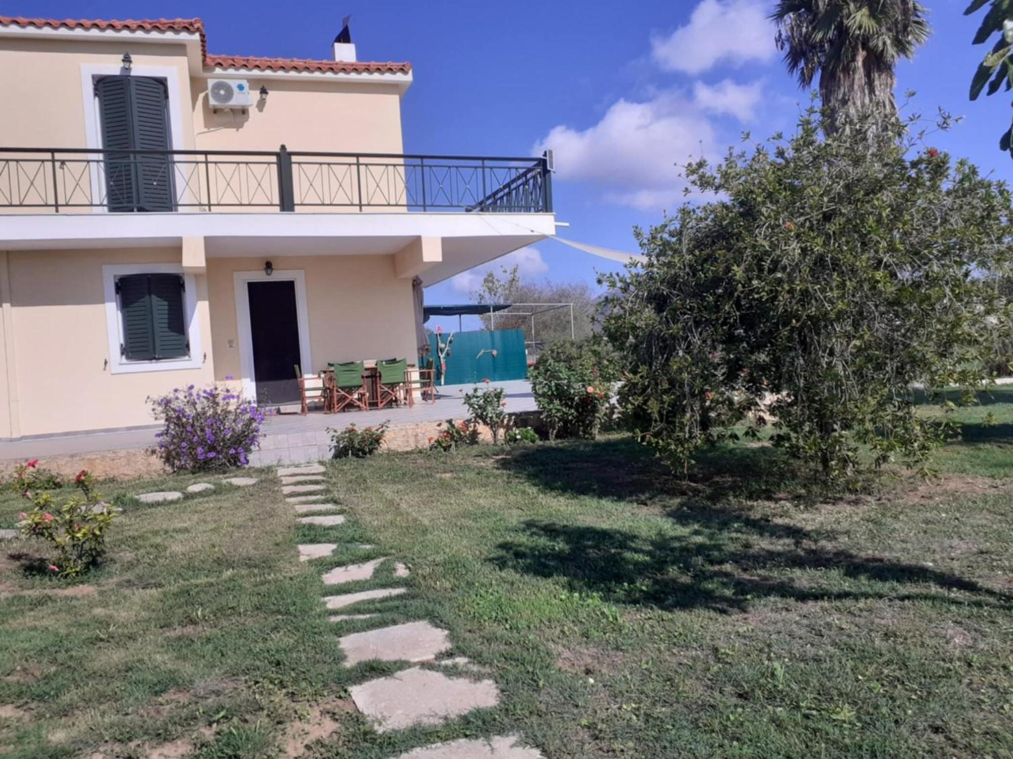 Villa Virginia Ликсури Екстериор снимка
